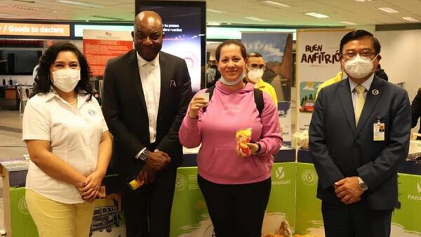 Cálida bienvenida a viajeros con la campaña "Buen Anfitrión"