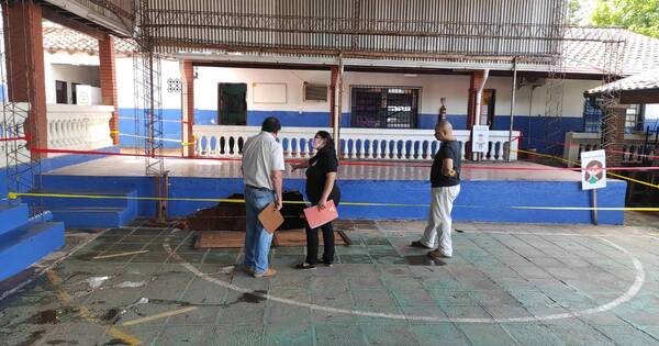 La Nación / Suspenden clases presenciales tras inundación y derrumbe en una escuela de Villa Elisa.