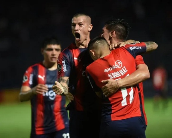 Cerro Porteño se impone ante Colón triunfa y toma la punta del Grupo G