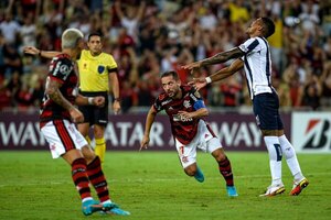 Everton Ribeiro da al Flamengo el liderato solitario del Grupo H en Copa Libertadores