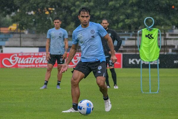 Guaireña agazapado en terreno gaúcho - Fútbol - ABC Color