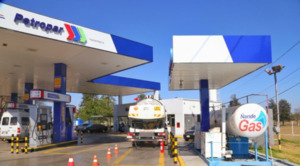 Ya rigen reajustes en Petropar, con hasta G. 2.000 de diferencia - Noticiero Paraguay