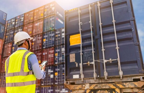Balanza comercial cierra con déficit de USD 450 millones el primer trimestre del año - MarketData