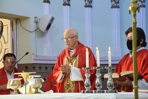 Las misas por Semana Santa en la catedral - San Lorenzo Hoy