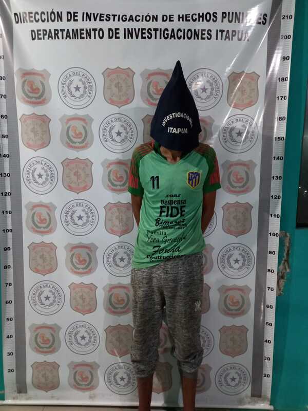Le robaron y para colmo lo extorsionaban con su propio celular