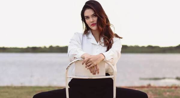 Crónica / Candidata a Miss pecheó ayuda a la muni para juntar platal