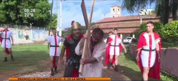 Se realiza el Vía Crucis de Semana Santa - SNT