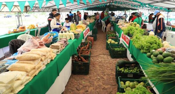 Finalizó con gran éxito en ventas la feria agropecuaria denominada Semana Santa Ra'arõvo