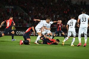 Los tres penales que no sancionaron a favor de Cerro Porteño - Cerro Porteño - ABC Color