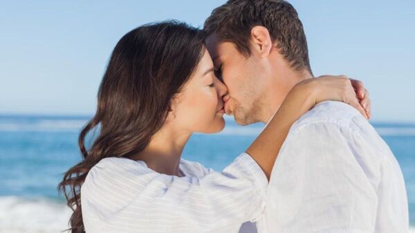 Hoy es el día internacional del beso: expertos afirman que ayuda hasta para el dolor de cabeza