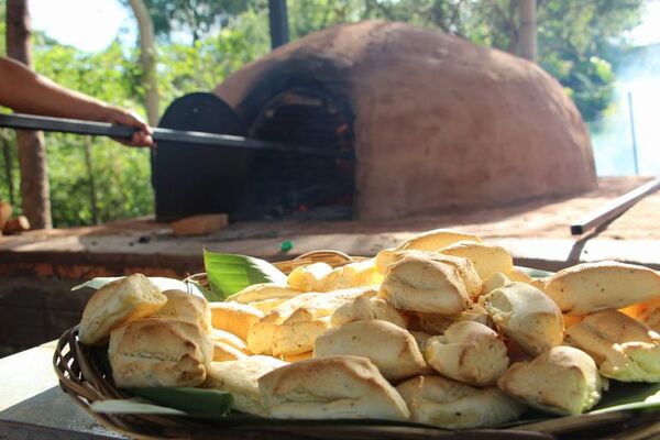 Chipa y ruguasu kaĕ en el Cerro Ñemby - Nacionales - ABC Color