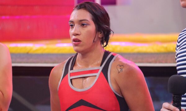 Gabi va por la capitanía de su equipo | Telefuturo