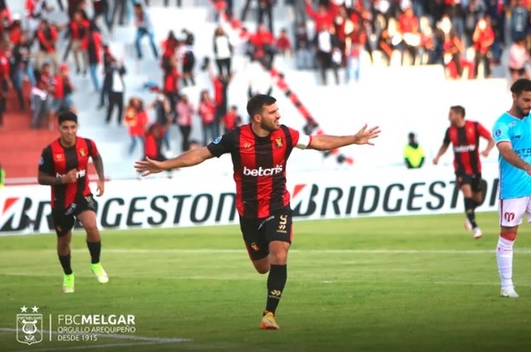 Diario HOY | Melgar derrota al River uruguayo con dos goles del argentino Cuesta