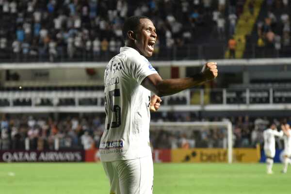 Diario HOY | El Santos remonta a la Universidad Católica