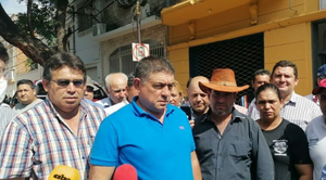 Imputan por extorsión a cinco líderes camioneros - Noticiero Paraguay