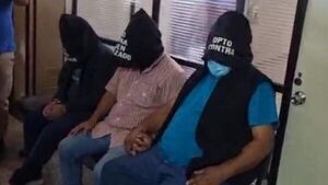 Fiscalía imputa a camioneros por extorsión y pide prisión