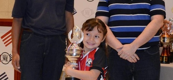 Niña Paraguaya De 5 Años Vice Campeona De Torneo De Ajedrez - Te Cuento Paraguay