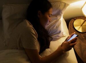 Vamping: el uso excesivo del celular antes de dormir