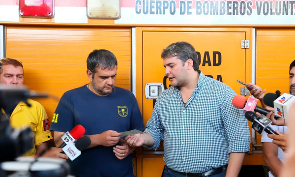 Bomberos reciben transferencias de fondos de la municipalidad - Noticiero Paraguay