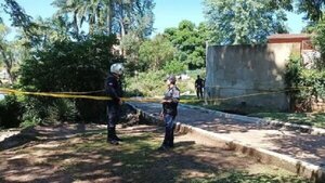 ¡Lamentable! Niño muere aplastado por un árbol en Villarrica | Noticias Paraguay