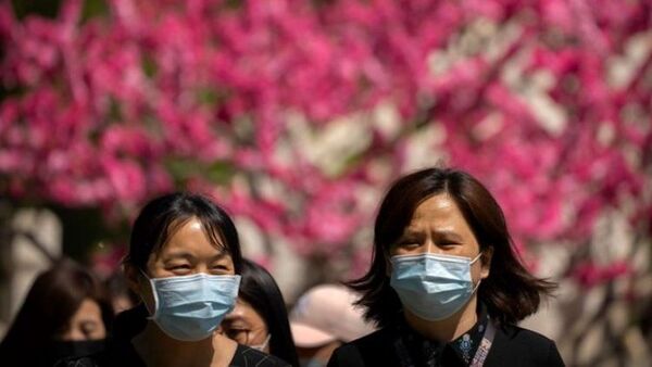 Aumentan restricciones y casos de COVID-19 en China