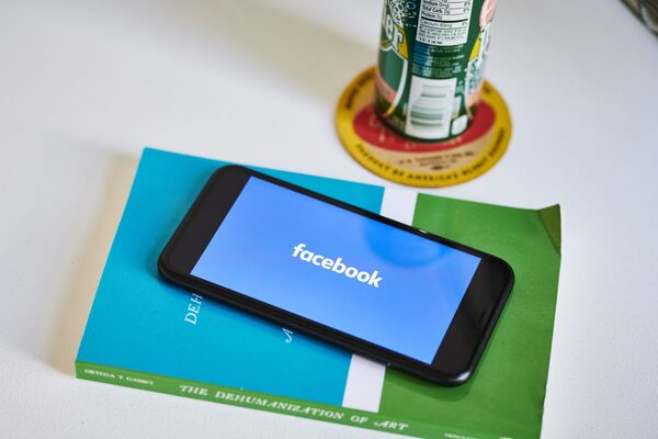 Facebook se está retirando de su incursión en el podcasting - El Independiente