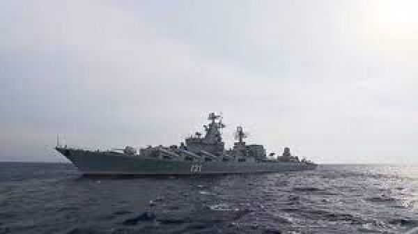 Buque insignia ruso Moskva se hunde en medio de una tormenta