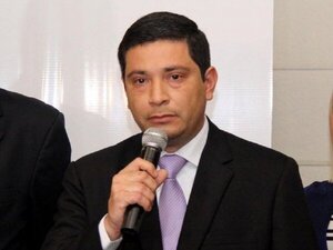 Director del Mercado 4 se reconcilió con Leonardo Ojeda tras altercado - Megacadena — Últimas Noticias de Paraguay