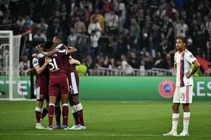 El West Ham se mete en semifinales tras someter al Lyon - Fútbol Internacional - ABC Color