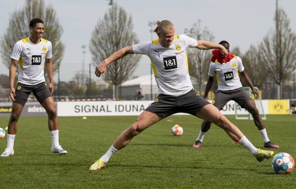 Crónica / Erling Haaland jugaría en el Manchester City