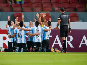 Valioso empate en Porto Alegre - APF