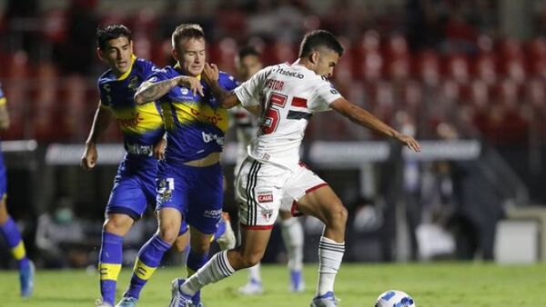 Sao Paulo gana al Everton y se aisla como líder