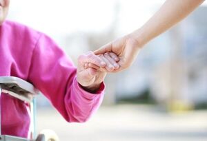 Nuevas pistas para ayudar a caminar y dormir a enfermos de Parkinson - Estilo de vida - ABC Color