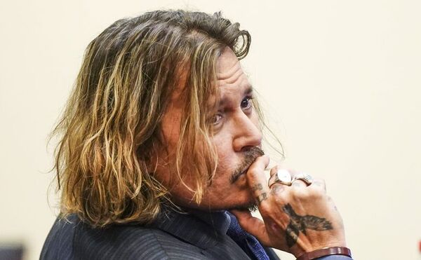 La terapeuta de Johnny Depp y Amber Heard asegura que el abuso era “mutuo” - Gente - ABC Color