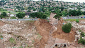 Cerca de 400 muertos en inundaciones en Sudáfrica - ADN Digital