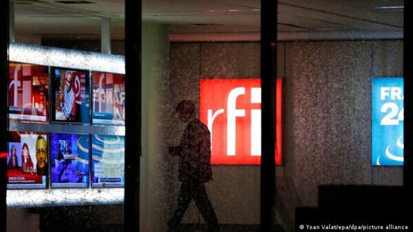 Rusia bloquea página web de radio francesa RFI y página en ruso de Moscow Times