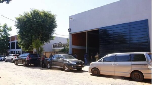 Operativo A Ultranza: Denuncian que incendio de vehículo incautado fue provocado | Noticias Paraguay