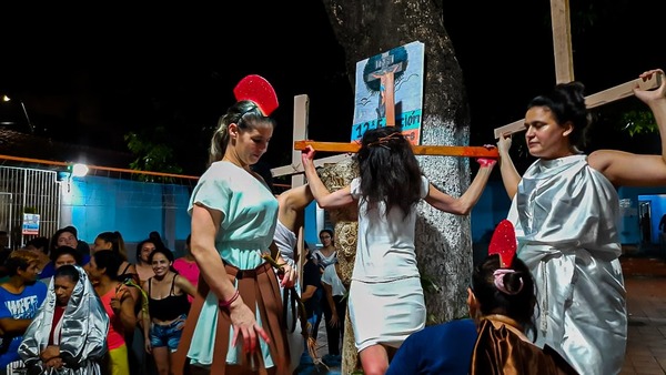 En el Buen Pastor las mujeres anticiparon los sufrimientos vividos por Jesús - .::Agencia IP::.