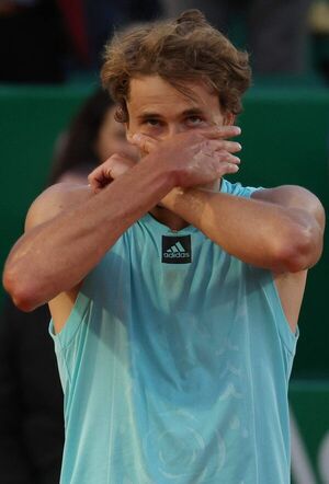 Zverev sobrevive a un maratón y a Sinner - Polideportivo - ABC Color