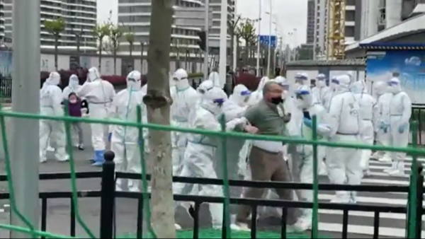 Diario HOY | Nuevas restricciones en China por el covid entre resistencias de los habitantes de Shanghái