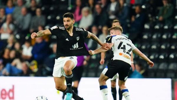 Fulham desaprovecha primera oportunidad de sellar su vuelta a la Premier League