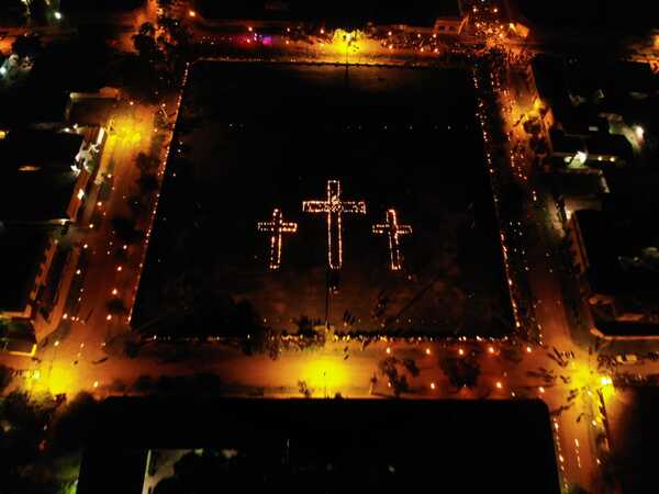 El “Camino de las Luces” congregó a miles de fieles en Concepción