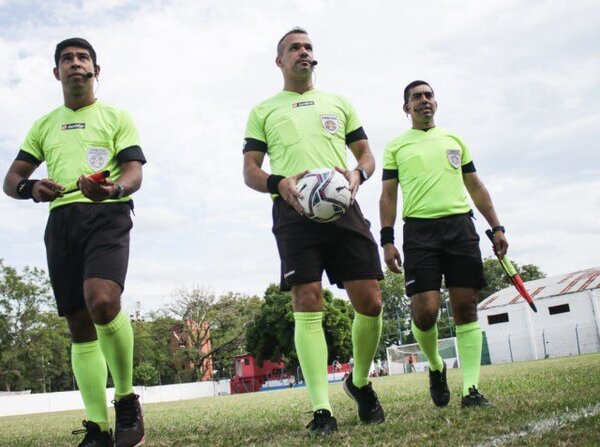 Árbitros para la cuarta fecha de la Primera B