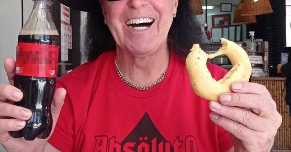 La Nación / Ex vocalista de AC/DC descarga rock con chipa hoy en Asunción