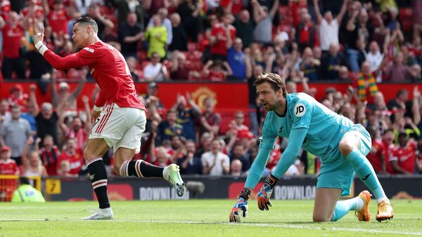 Triplete de Cristiano Ronaldo para el triunfo del United