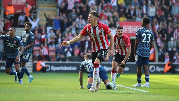 Arsenal se desinfla en la Premier League