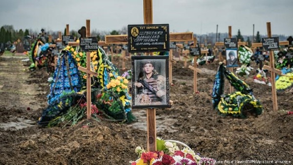 Presidente de Ucrania habla de entre 2.500 y 3.000 soldados ucranianos muertos