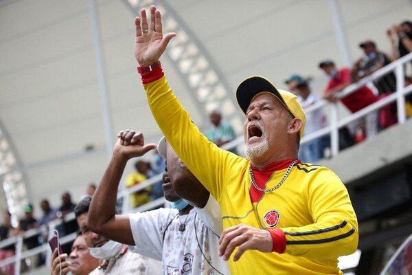 Diario HOY | Una multitud despide a Freddy Rincón en estadio de Cali