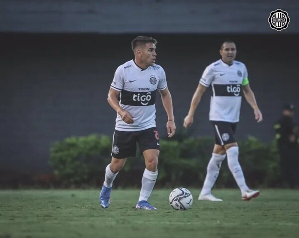 Olimpia visita al 12 de Octubre en Itauguá