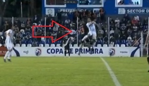 12 de Octubre y Olimpia empatan en juego con una gran polémica